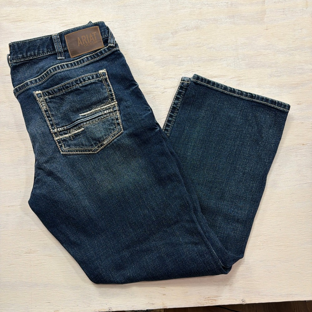 Ariat Jeans M4 Relaxed Boot Cut 38x32 Contrast Stitch Medium Wash Blue Mens